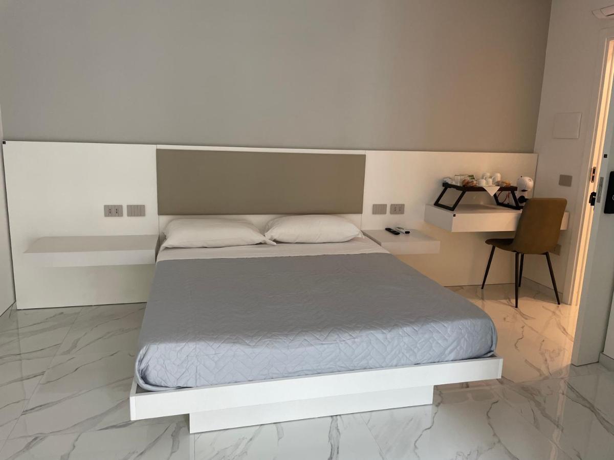 B & B La Casa Di Bianca Luxury Crotone Eksteriør bilde